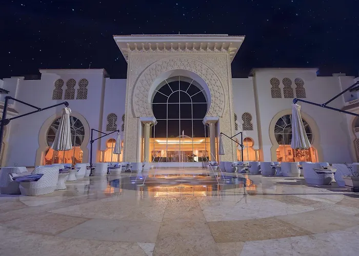 Курортный комплекс Old Palace Sahl Hasheesh 5*