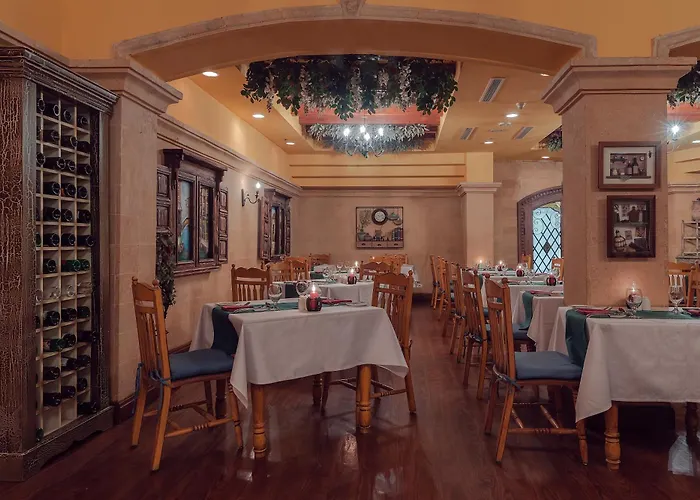 Курортный комплекс Old Palace Sahl Hasheesh Хургада