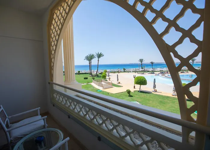 Old Palace Sahl Hasheesh 5*