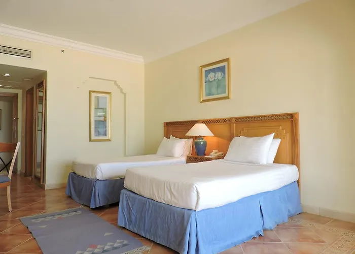 Курортный комплекс Old Palace Sahl Hasheesh